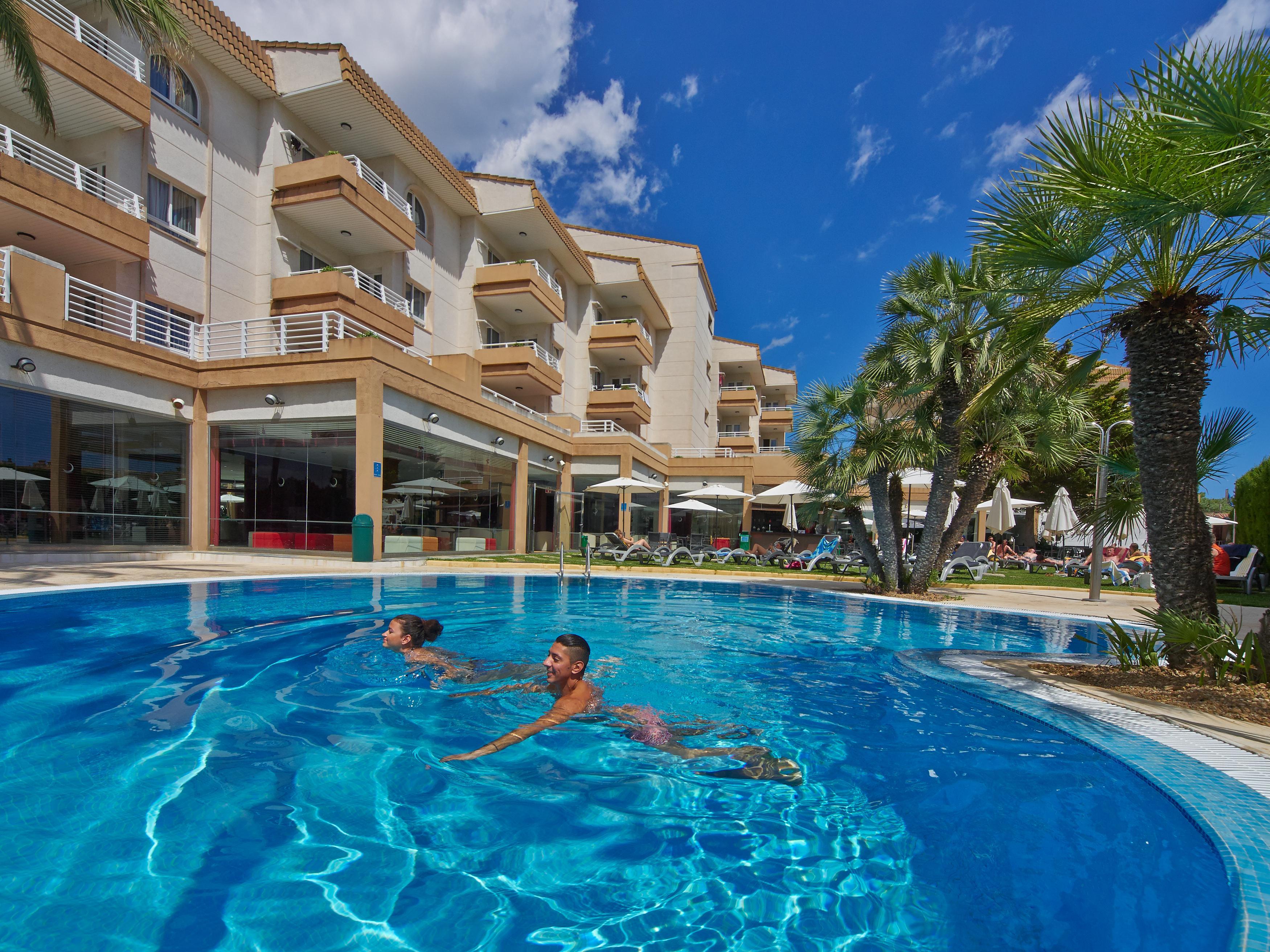 Hotel Illot Suites كالا راتخاذا المظهر الخارجي الصورة