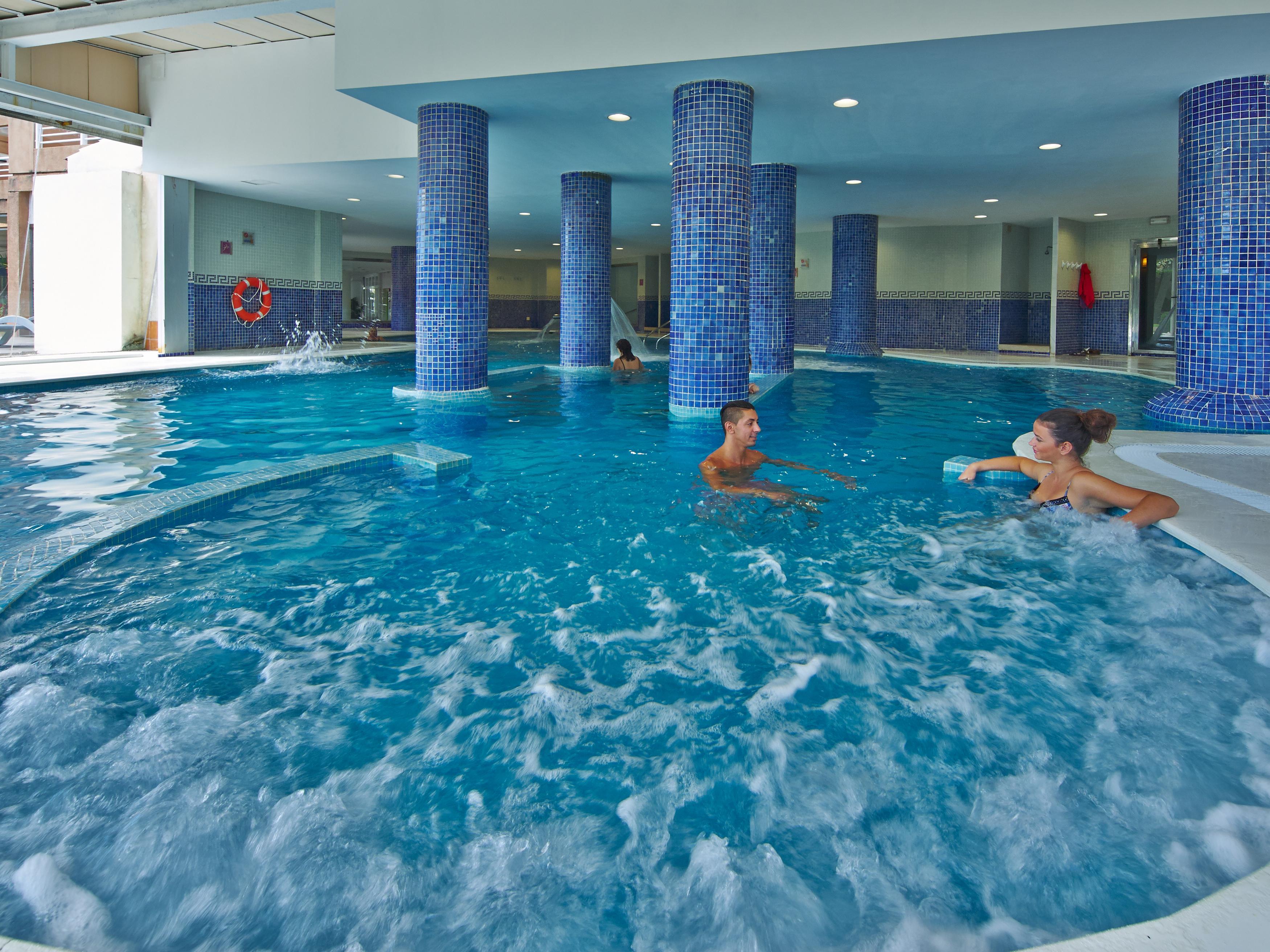 Hotel Illot Suites كالا راتخاذا المظهر الخارجي الصورة