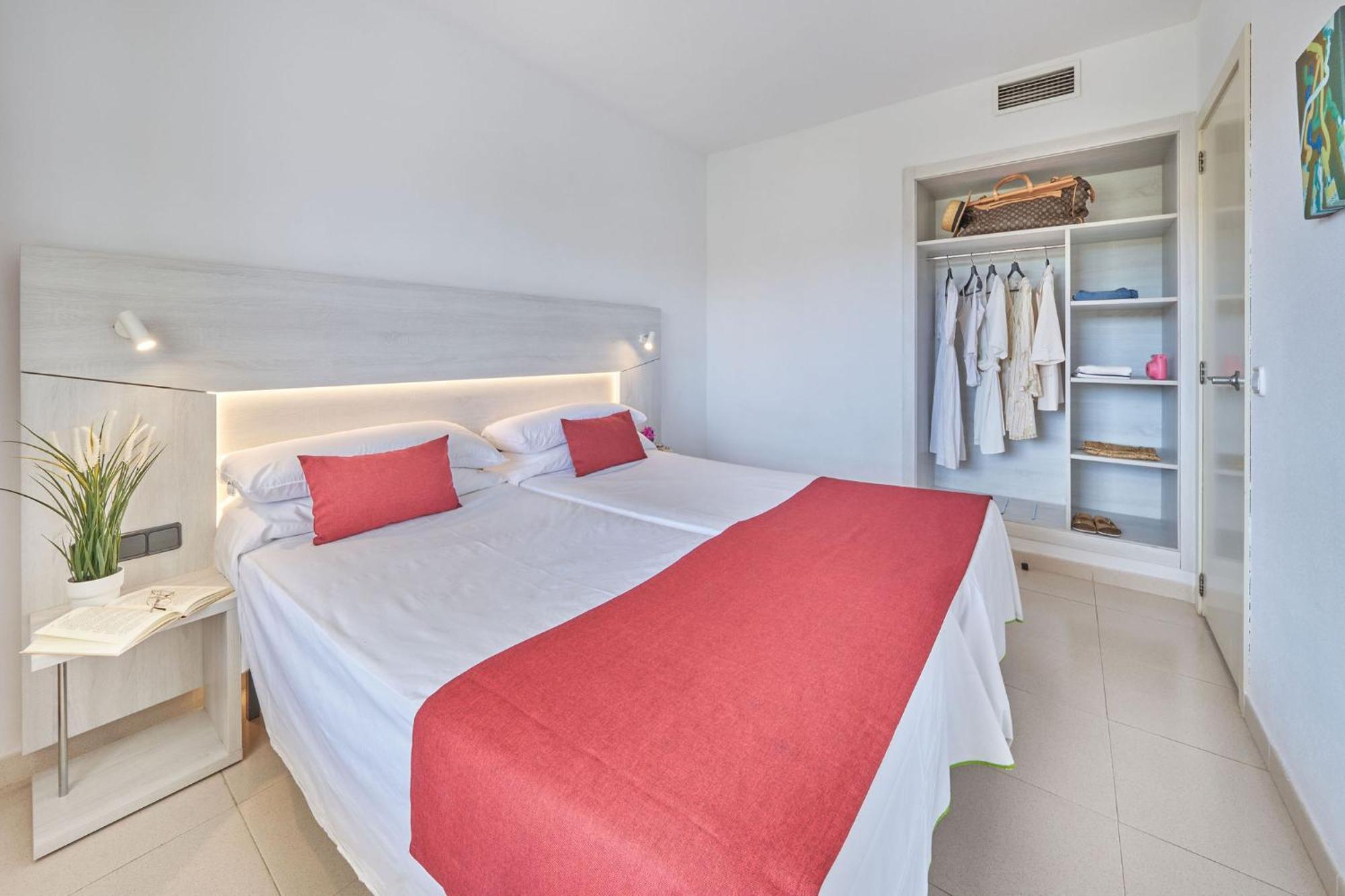 Hotel Illot Suites كالا راتخاذا المظهر الخارجي الصورة