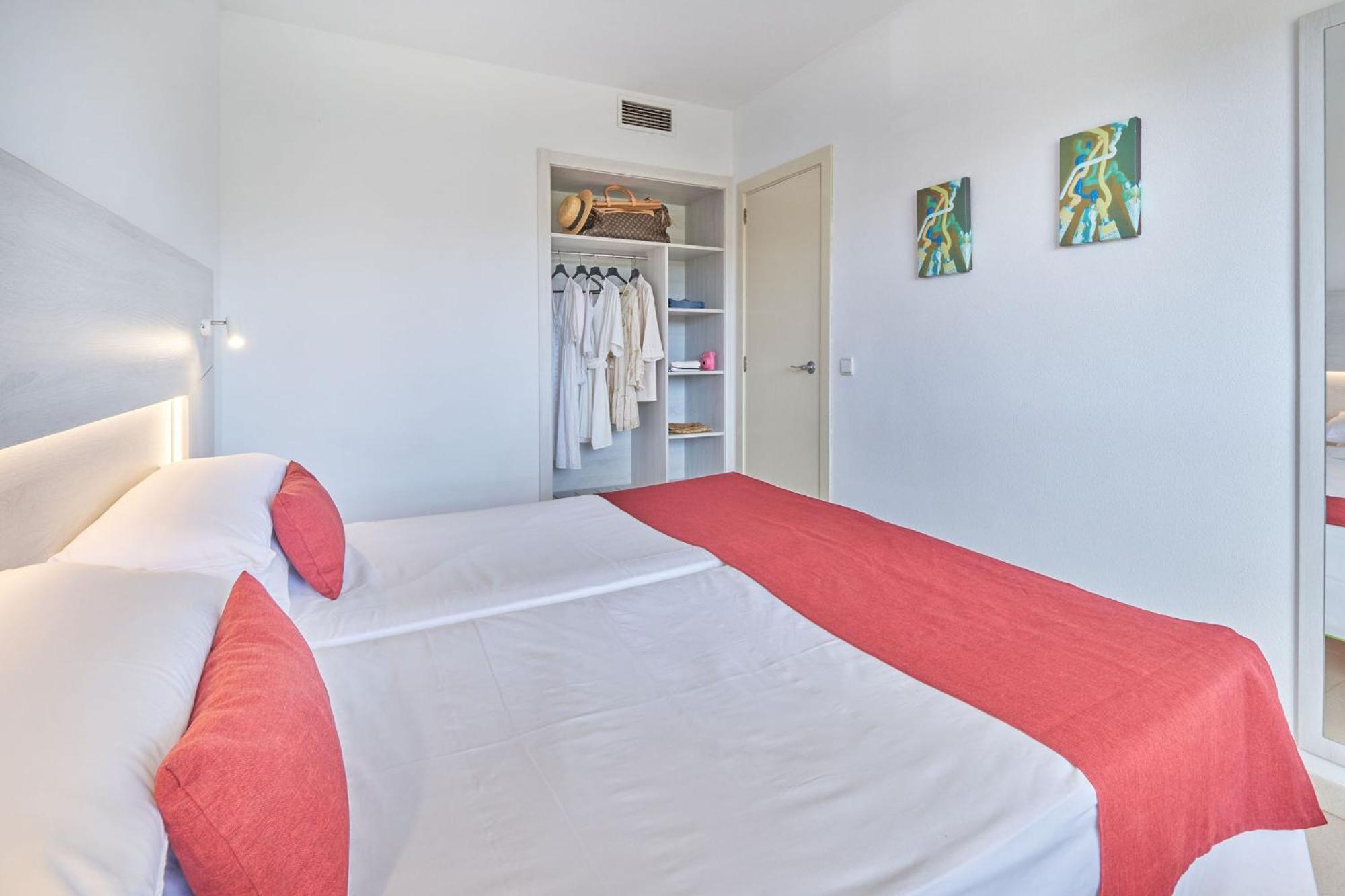 Hotel Illot Suites كالا راتخاذا المظهر الخارجي الصورة