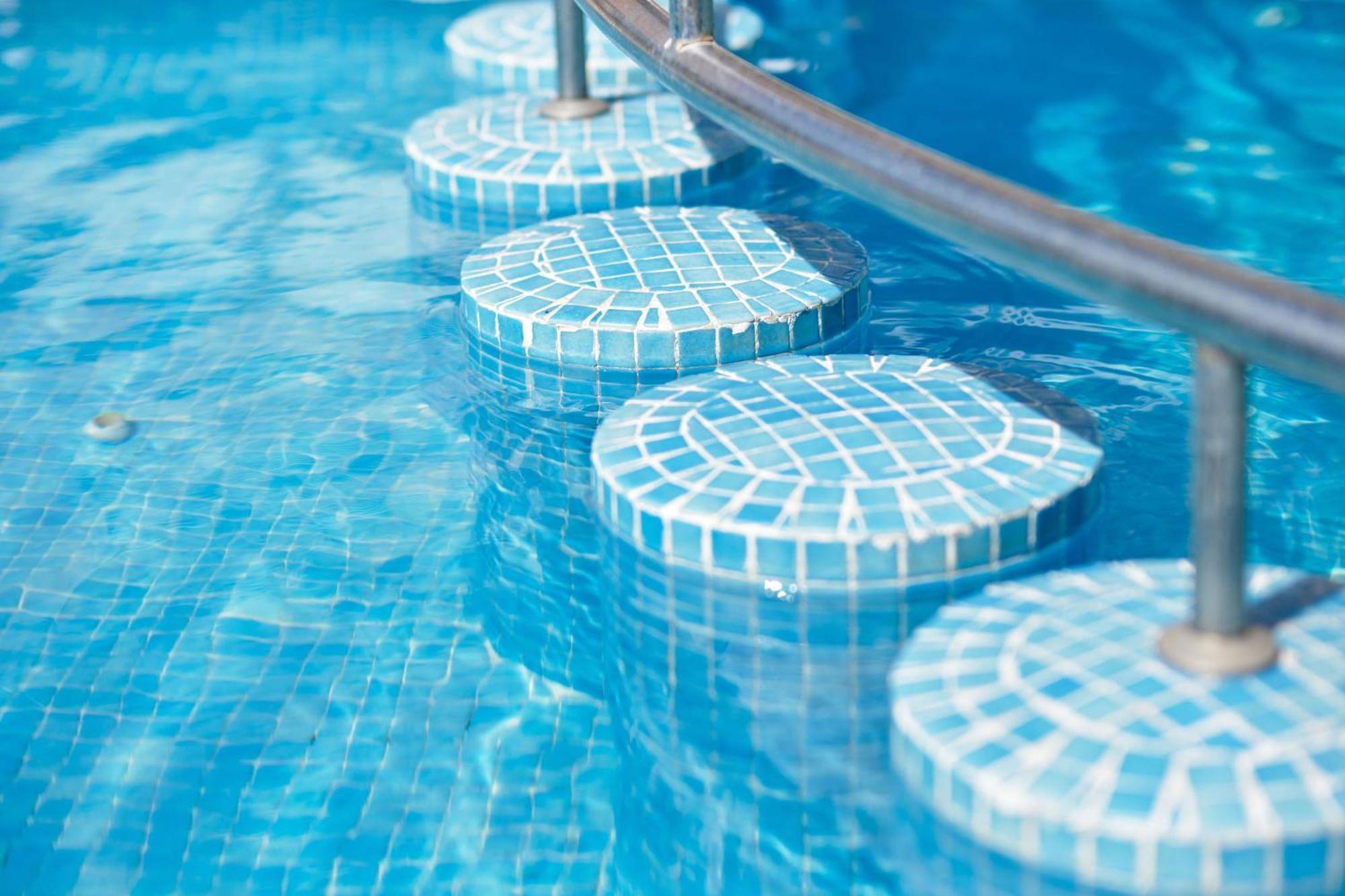 Hotel Illot Suites كالا راتخاذا المظهر الخارجي الصورة