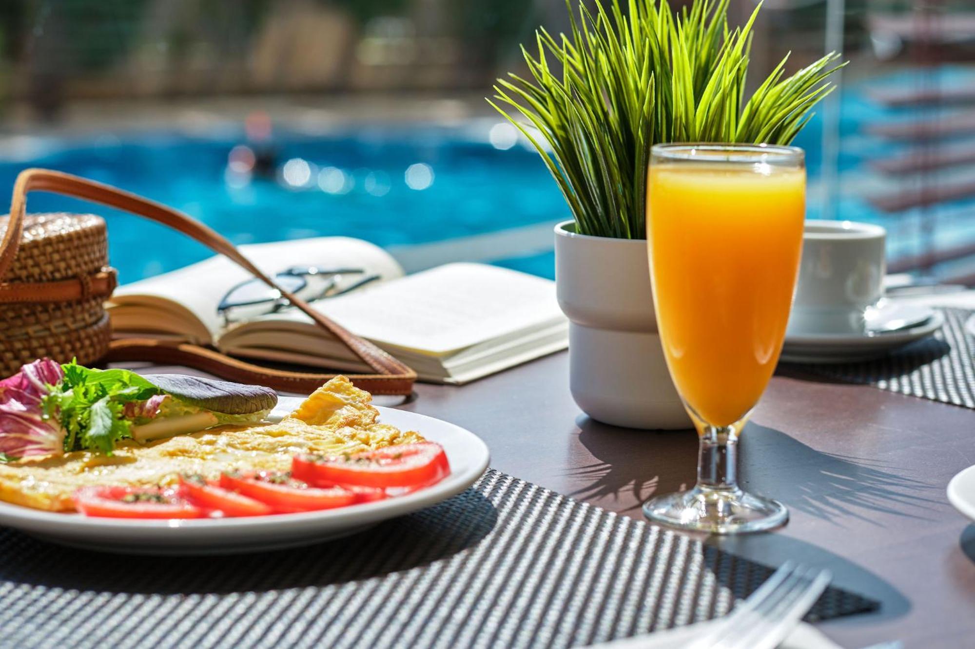 Hotel Illot Suites كالا راتخاذا المظهر الخارجي الصورة
