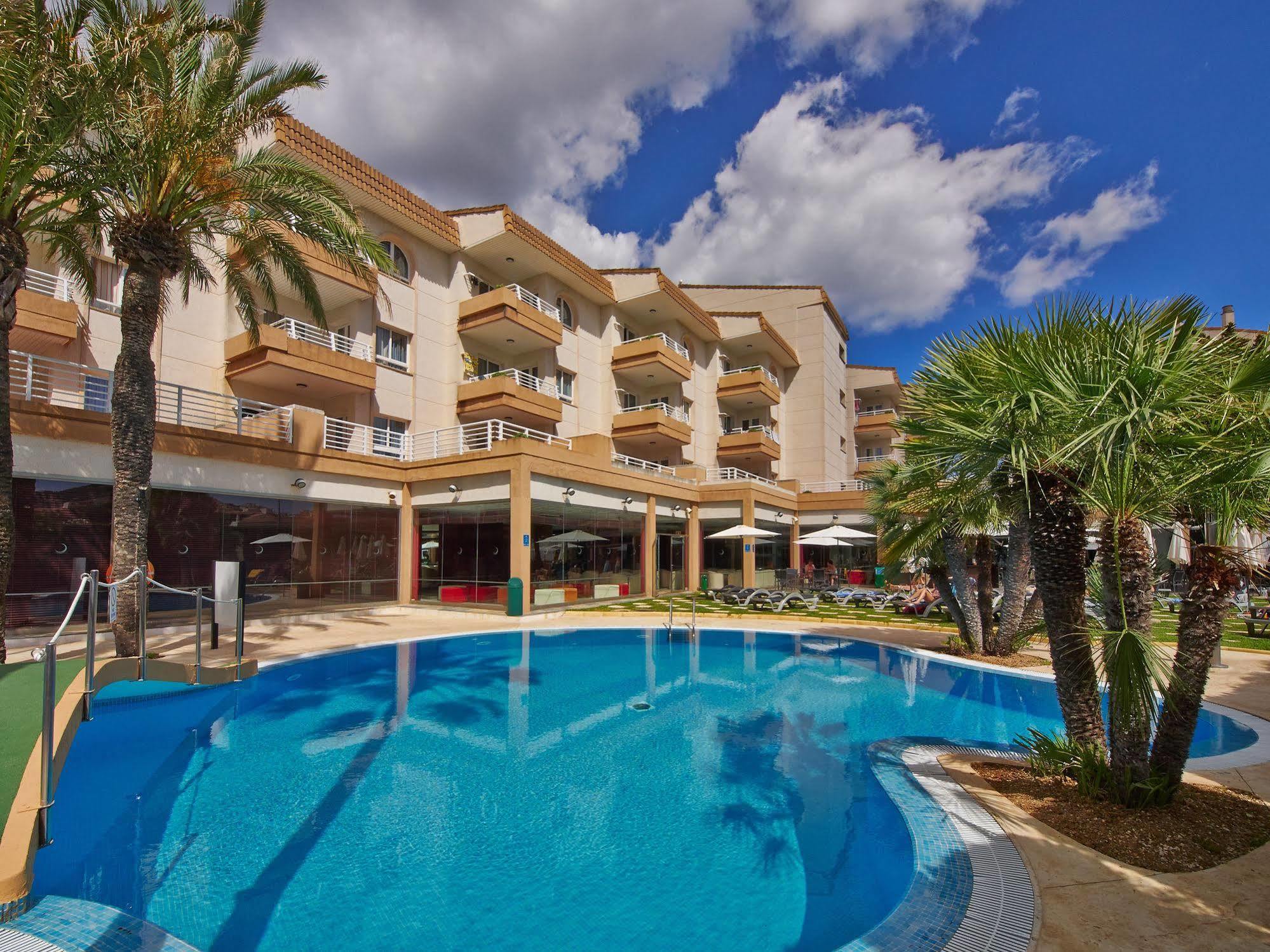 Hotel Illot Suites كالا راتخاذا المظهر الخارجي الصورة
