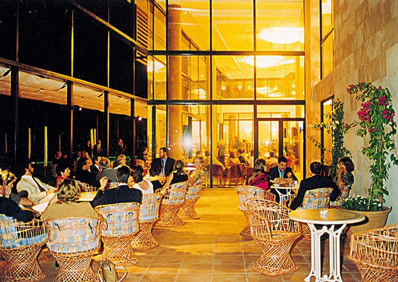 Hotel Illot Suites كالا راتخاذا المظهر الخارجي الصورة